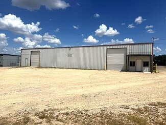 More details for 3517 W Highway 90, Seguin, TX - Industrial for Lease