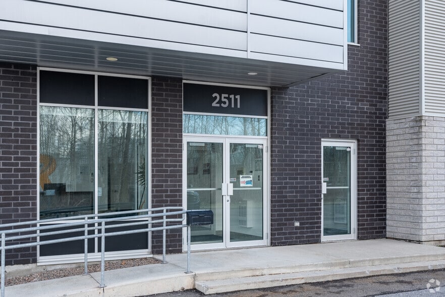 2511 Boul Du Parc-Technologique, Québec, QC à vendre - Photo du bâtiment - Image 3 de 12