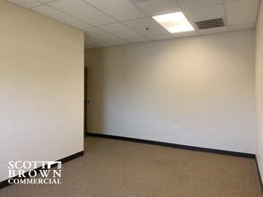 721-725 S Interstate 35, Denton, TX à louer Photo du bâtiment- Image 2 de 4