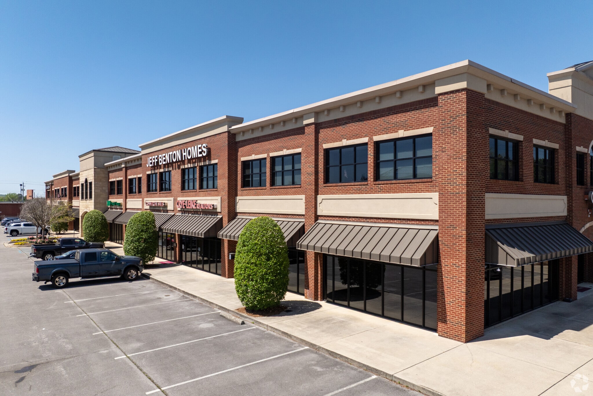 809 Shoney Dr SW, Huntsville, AL for lease Primary Photo- Image 1 of 8