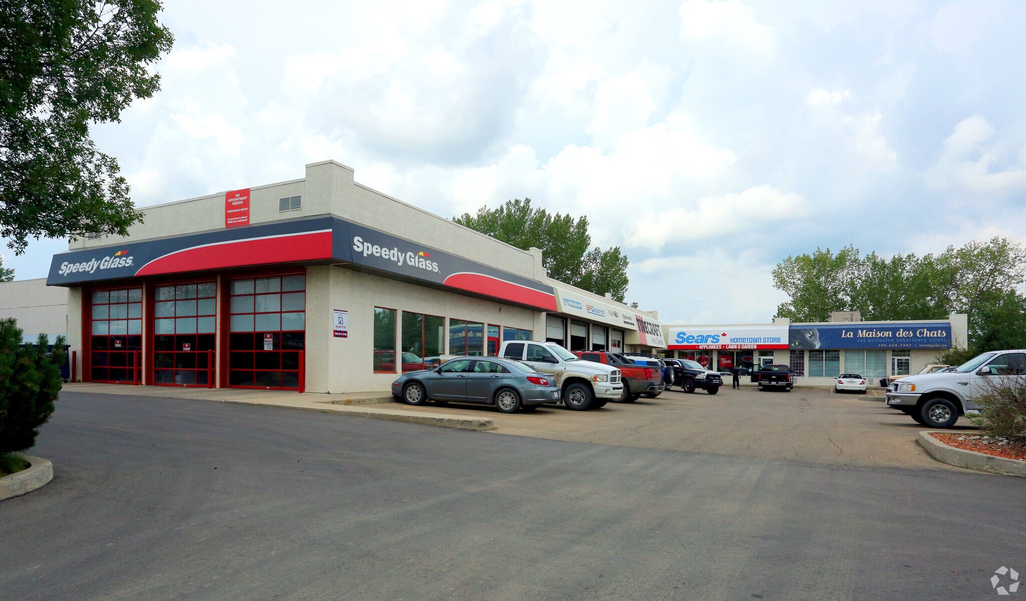 12 Inglewood Dr, St. Albert, AB for sale Primary Photo- Image 1 of 1