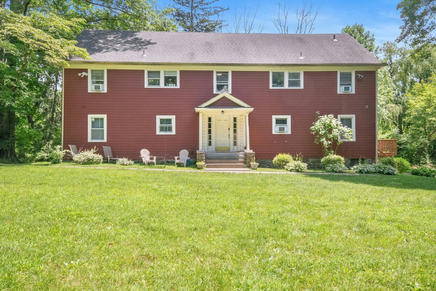 858 Pleasantville Rd, Briarcliff Manor Village, NY à vendre Photo principale- Image 1 de 10