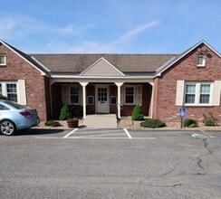 800 Park Ave, Keene, NH for lease Building Photo- Image 2 of 4