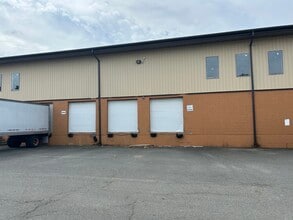 585 Prospect St, Lakewood, NJ à louer Photo intérieure- Image 2 de 8