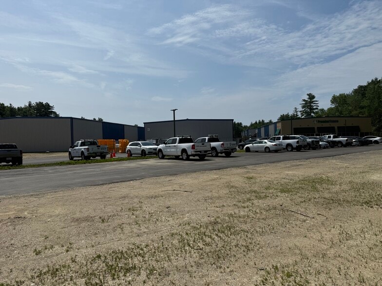 370 Wareham St, Middleborough, MA for lease - Building Photo - Image 2 of 8