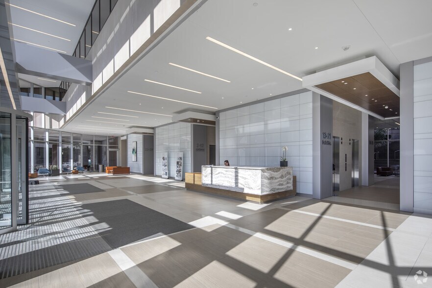 250 E 5th St, Cincinnati, OH à louer - Hall d’entrée - Image 3 de 9