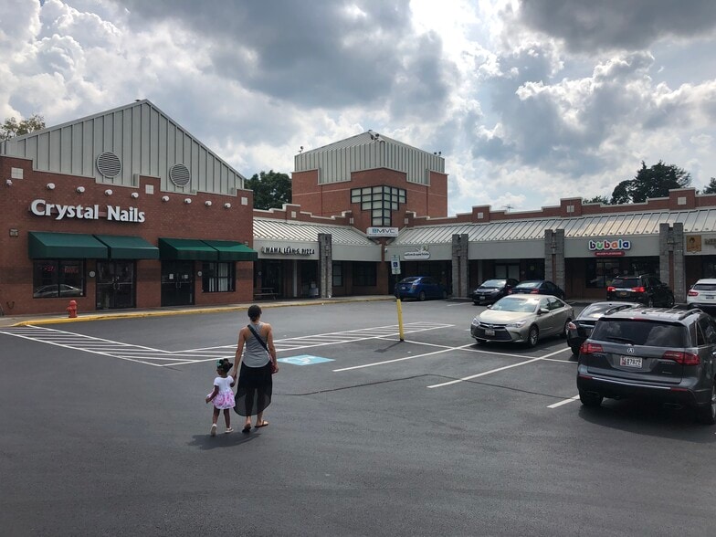 1496 Reisterstown Rd, Pikesville, MD for lease - Building Photo - Image 3 of 9