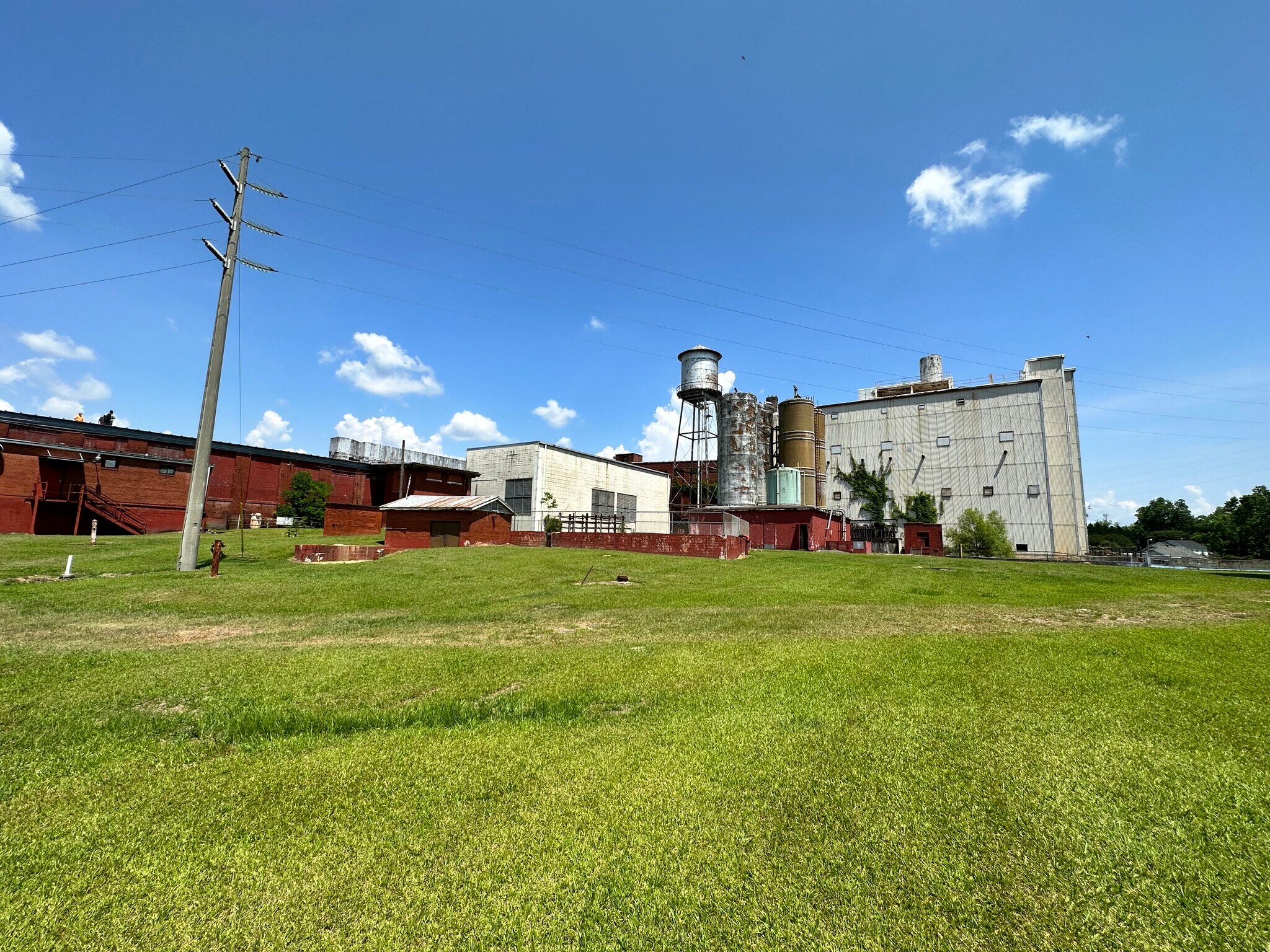 520 Comer St, Alexander City, AL à vendre Photo du bâtiment- Image 1 de 1