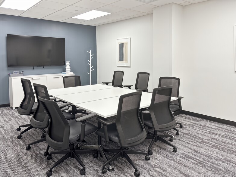 576 Central Ave, East Orange, NJ for lease - Interior Photo - Image 3 of 14