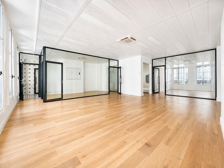 Rue Chauveau-Lagarde, Paris for lease - Building Photo - Image 1 of 10