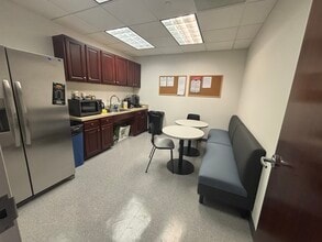 301 Carnegie Ctr, Princeton, NJ for lease Building Photo- Image 1 of 3