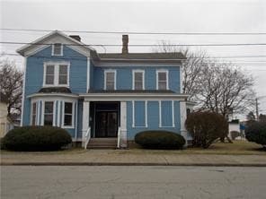 12 Building - Income-Generating portfolio of 5 properties for sale on LoopNet.ca Primary Photo- Image 1 of 6