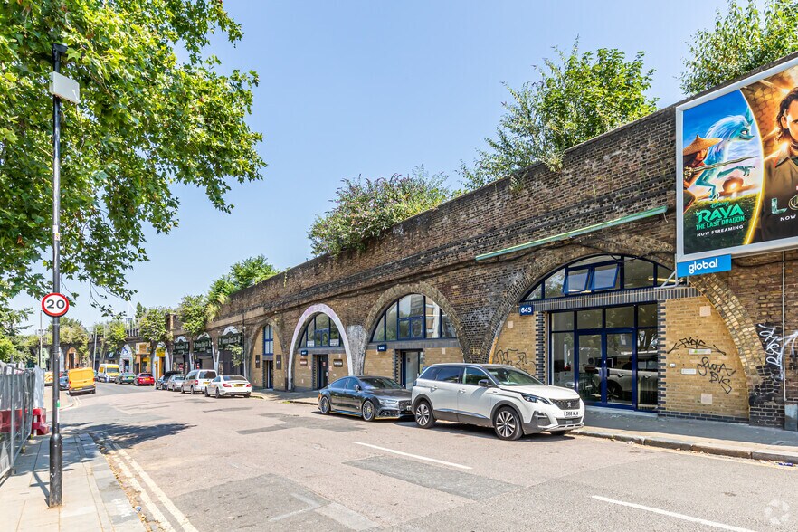 Portslade Rd, London for lease - Building Photo - Image 3 of 13