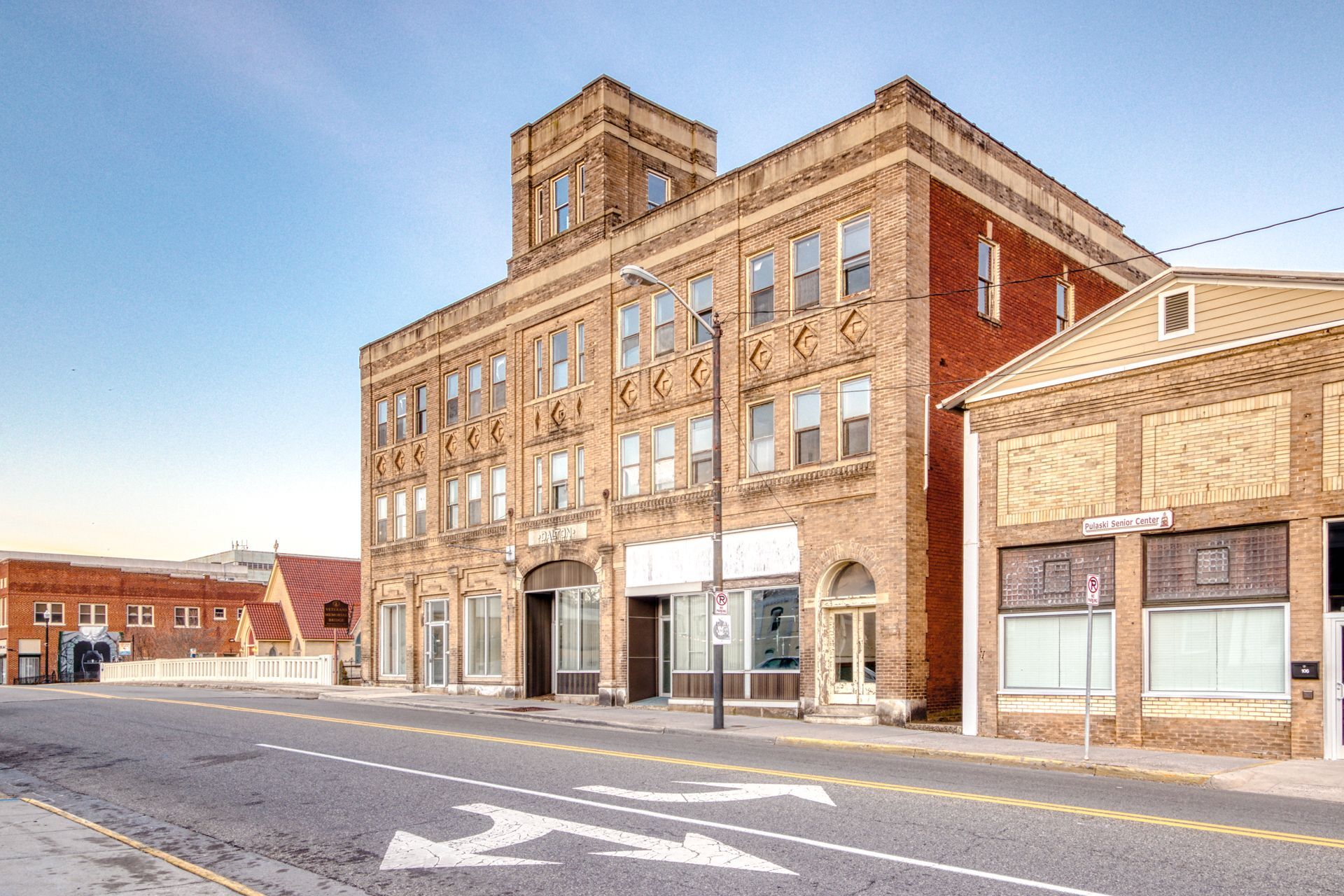 110 N Washington Ave, Pulaski, VA for sale Primary Photo- Image 1 of 1