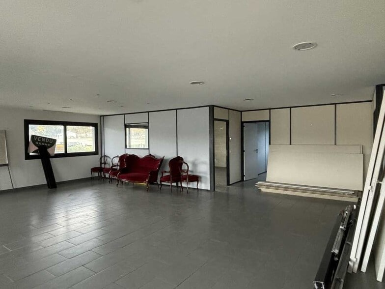 Office in Bassens for sale - Interior Photo - Image 3 of 7