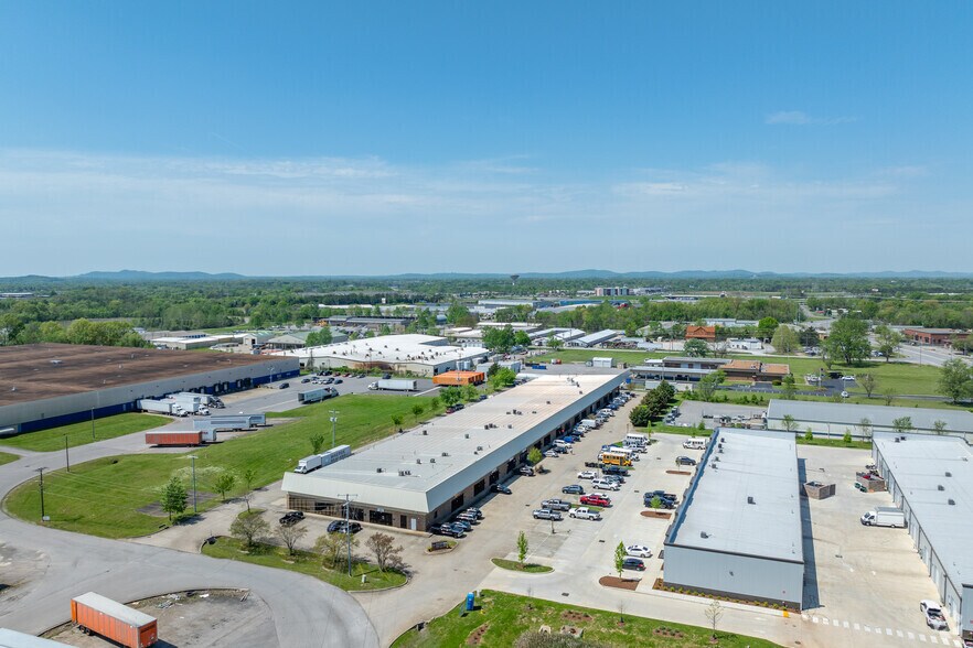 730 Middle Tennessee Blvd, Murfreesboro, TN à vendre - Aérien - Image 2 de 7