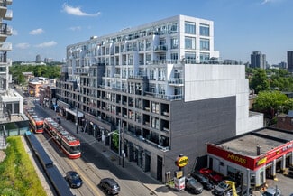 Plus de détails pour 771-787 Bathurst Street – Commerce de détail à vendre, Toronto, ON