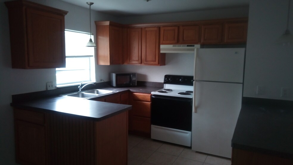 102 Lullwater St, Deltona, FL for sale - Other - Image 2 of 19