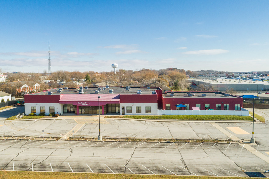 5245 Northland Ave NE, Cedar Rapids, IA for sale - Building Photo - Image 1 of 1