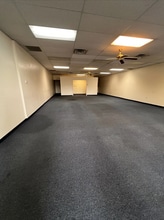 455-499 W Harwood Rd, Hurst, TX for lease Interior Photo- Image 2 of 7