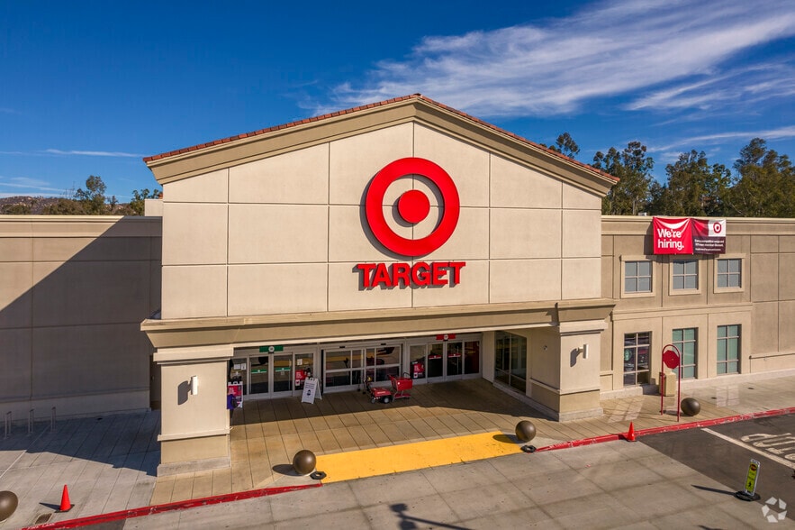 14823 Pomerado Rd, Poway, CA à louer - Photo du bâtiment - Image 3 de 4