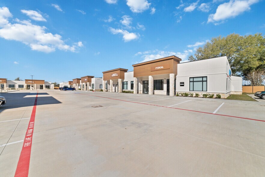 18747 Mueschke Rd, Cypress, TX à louer - Photo du bâtiment - Image 2 de 13