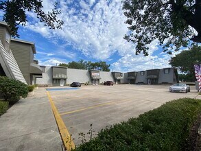 3350 Mcfaddin St, Beaumont, TX for lease Interior Photo- Image 1 of 13