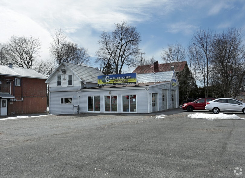 26 E Queen St, Chesterville, ON for sale - Building Photo - Image 1 of 3