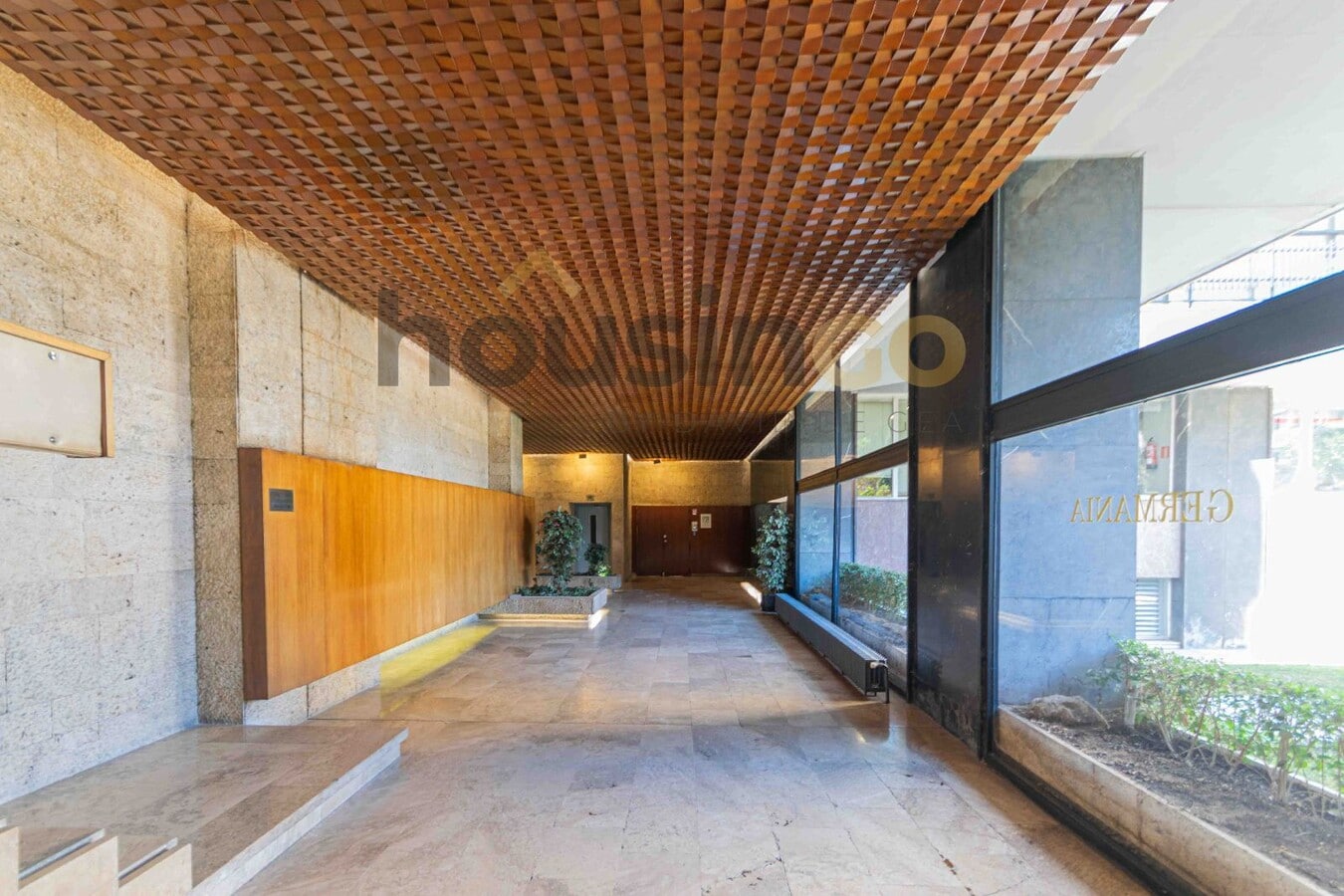 Madrid, MAD 28003 - Unité Duplex -  - Photo intérieure - Image 1 of 11