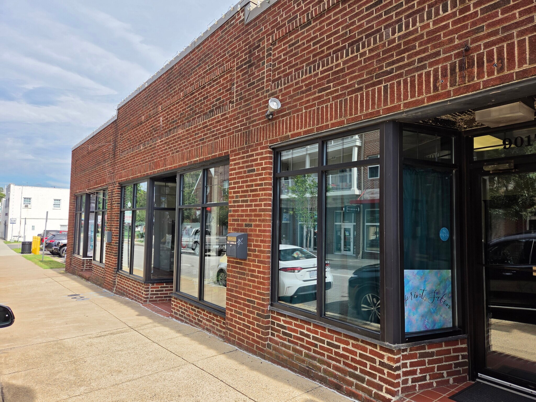 9013-9017 Center St, Manassas, VA for lease Building Photo- Image 1 of 4