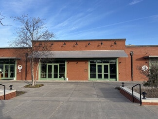 Plus de détails pour 7144 Farm Station Rd, Warrenton, VA - Commerce de détail à louer