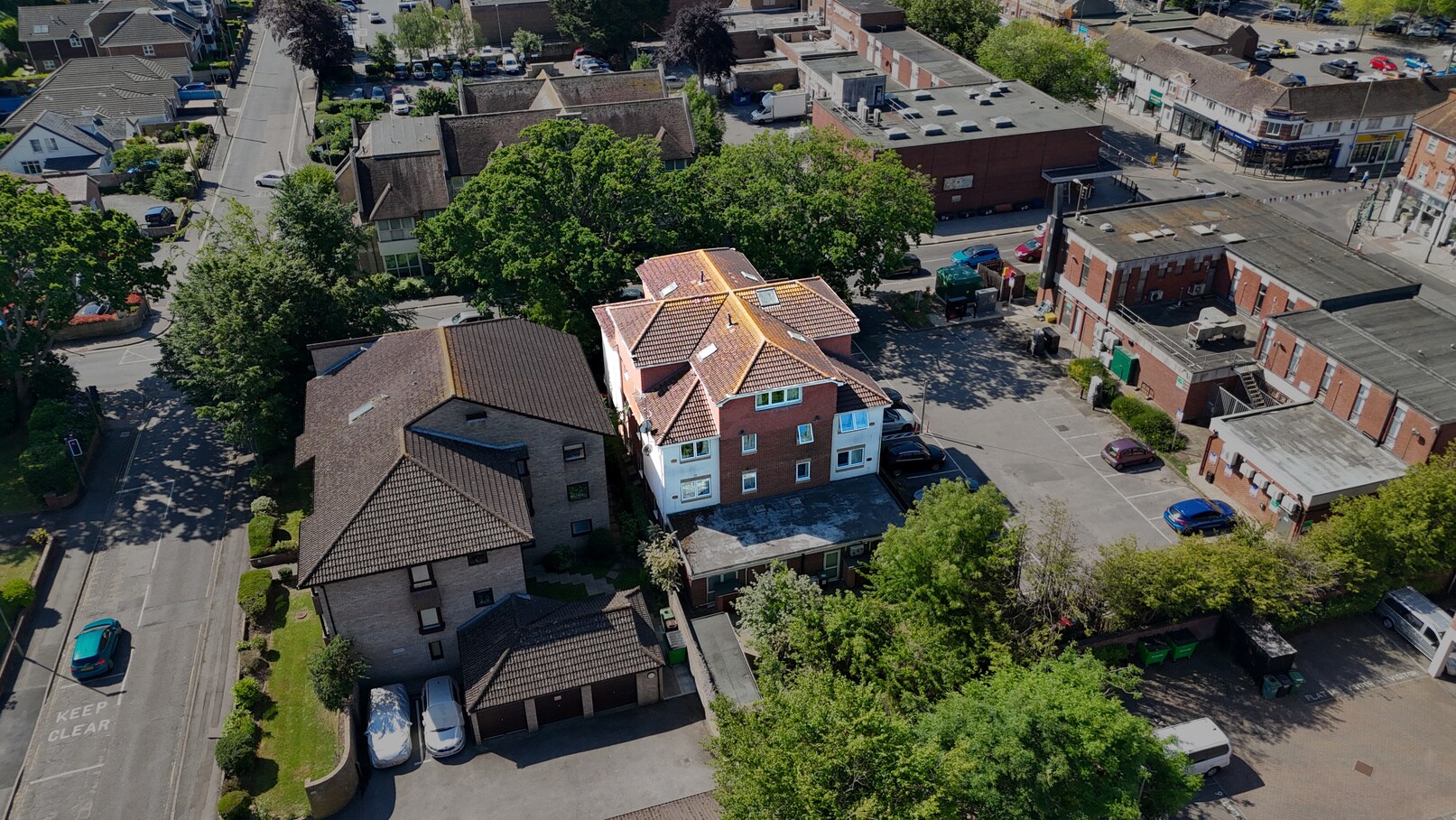 1 Ashley Rd, New Milton à vendre Photo du bâtiment- Image 1 de 4