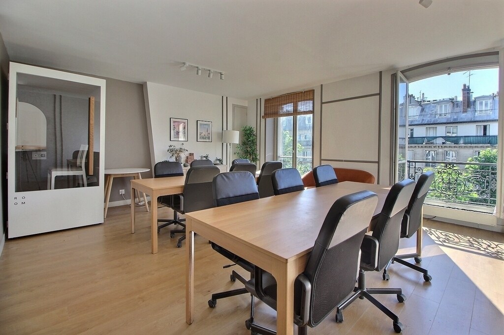 22 Boulevard De Sébastopol, Paris for lease Building Photo- Image 1 of 7