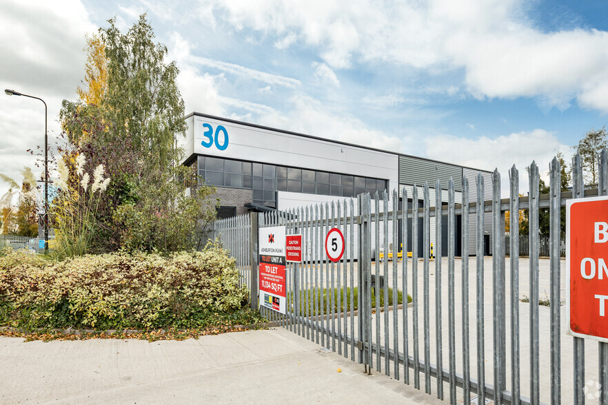 Ashburton Rd W, Manchester for lease - Primary Photo - Image 1 of 4