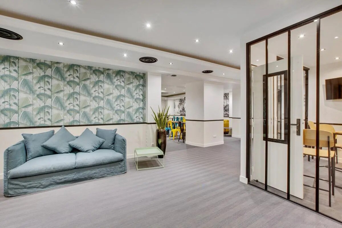 35-37 Rue Beaubourg, Paris for lease Interior Photo- Image 1 of 13