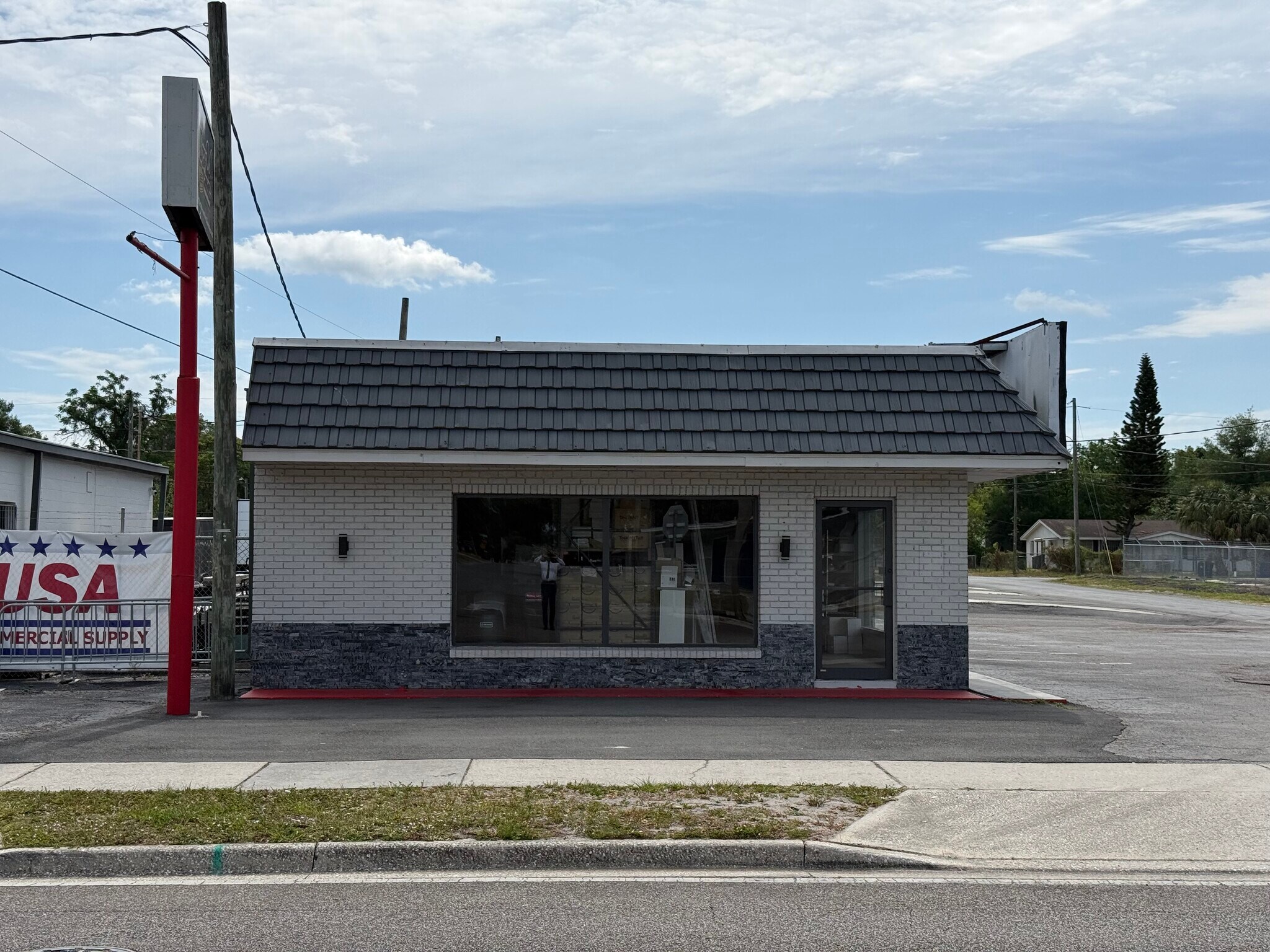 9501 N Nebraska Ave, Tampa, FL à vendre Photo principale- Image 1 de 13
