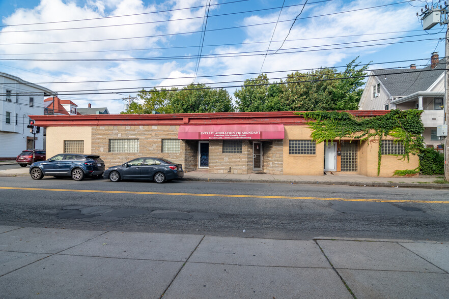 135 Hancock St, Everett, MA à vendre - Photo du bâtiment - Image 1 de 1