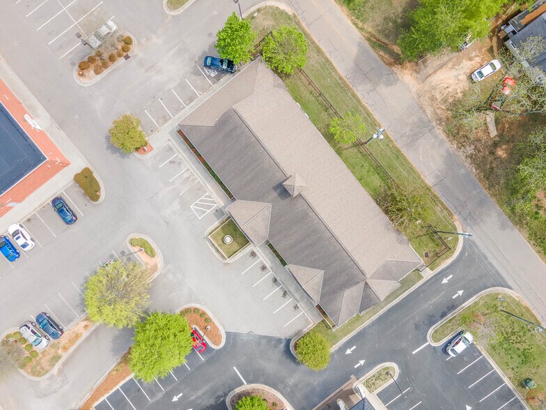 1024 S Horner Blvd, Sanford, NC à louer - Photo du bâtiment - Image 2 de 29