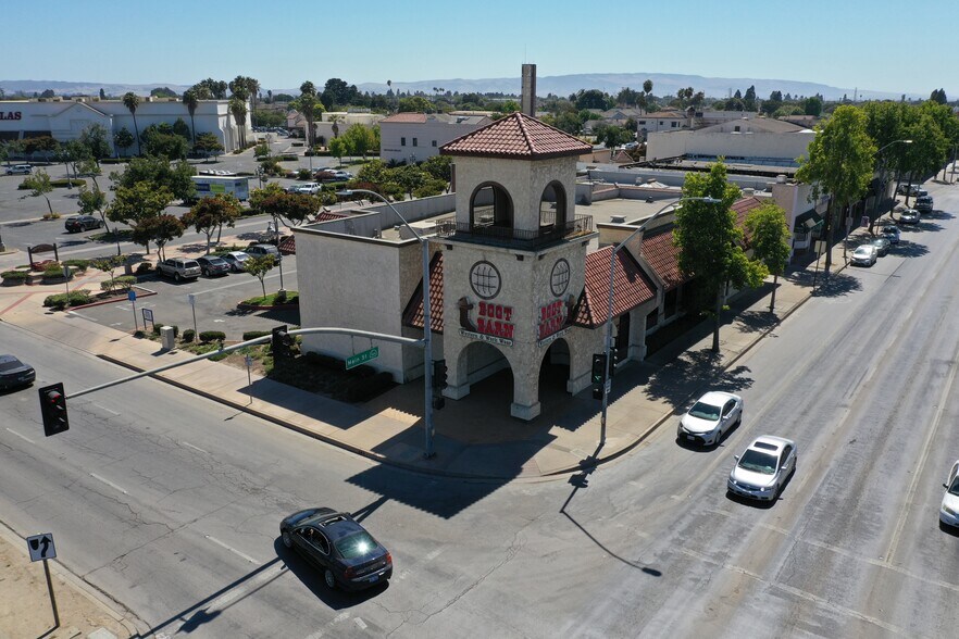 101 S Broadway, Santa Maria, CA for sale - Building Photo - Image 1 of 5