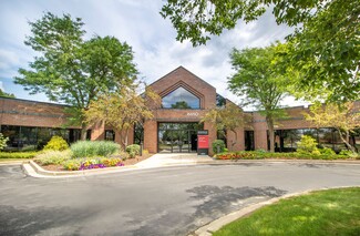 More details for 16650 W Bluemound Rd, Brookfield, WI - Office for Sale