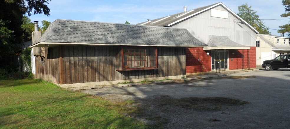 329 E Camden Wyoming Ave, Camden, DE à louer - Photo du bâtiment - Image 1 de 3