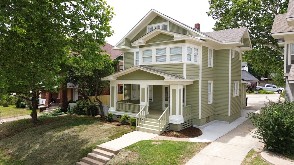1605 N Classen Dr, Oklahoma City, OK for sale - Building Photo - Image 2 of 18