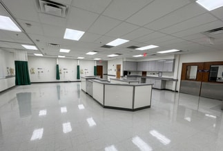 1753 W Avenue J, Lancaster, CA for lease Interior Photo- Image 1 of 5