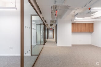 122 E 42nd St, New York, NY for lease Interior Photo- Image 2 of 2