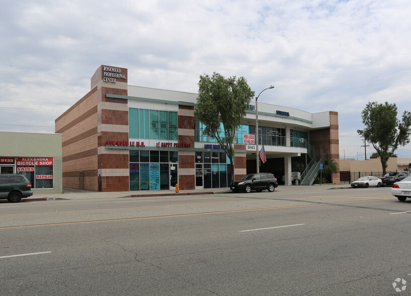 9143 Valley Blvd, Rosemead, CA for lease - Primary Photo - Image 1 of 9
