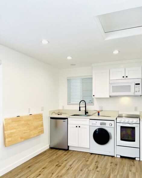 328 W California Ave, Glendale, CA à vendre - Photo intérieure - Image 2 de 26