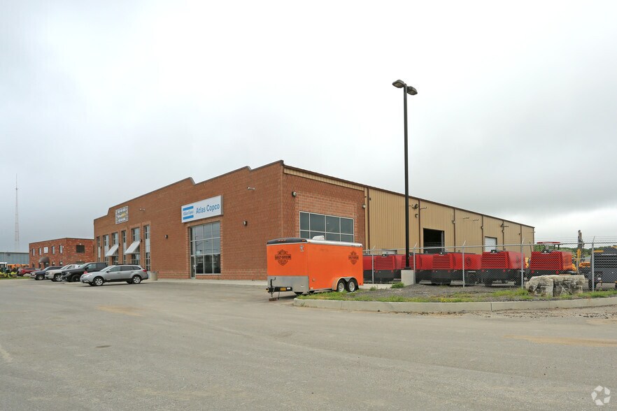 69 Saunders Rd, Barrie, ON for sale - Primary Photo - Image 1 of 1