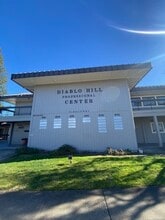 100 Professional Center Dr, Novato, CA for lease Building Photo- Image 2 of 9