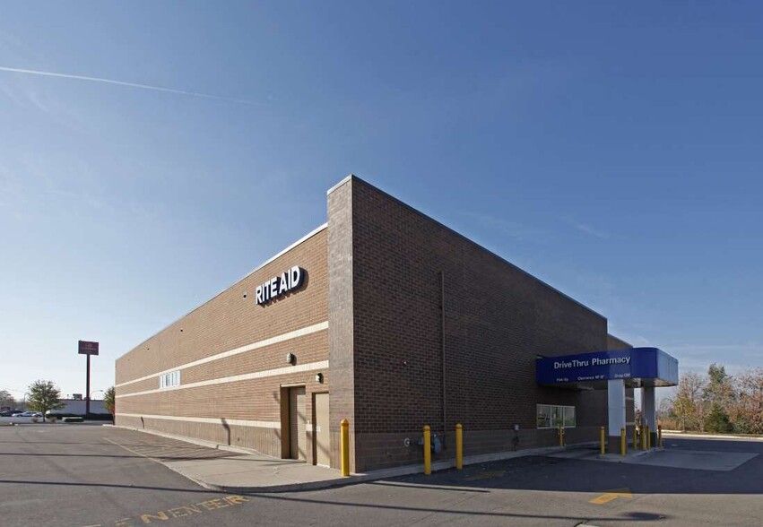 753 Grove St, Ypsilanti, MI for sale - Building Photo - Image 1 of 3