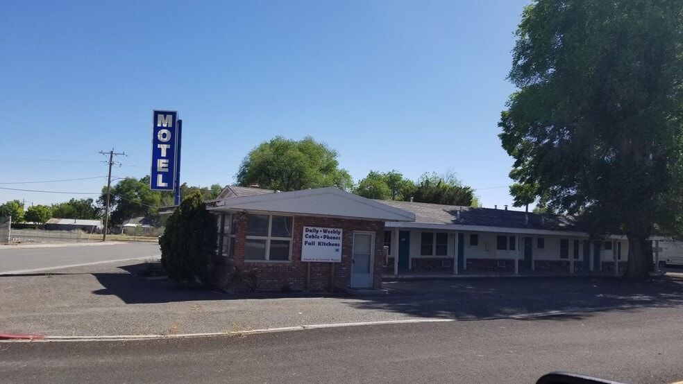 435 9th St, Lovelock, NV à vendre - Photo du bâtiment - Image 2 de 15